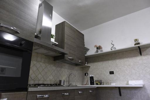 Appartamento Di Via Refini Сполето Экстерьер фото